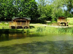 Campings Etangs du Moulin : photos des chambres