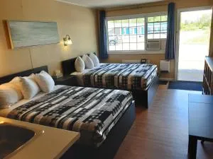 Berry's Motel - Wallace