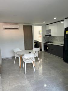 Apartamento moderno y cómodo cerca a Viva Envigado