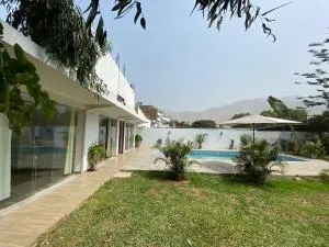 La casa de Bronco - Chirimoyo