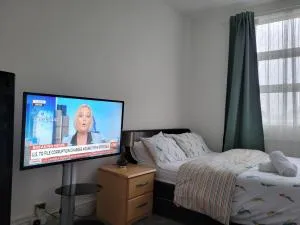 A Lovely and comfortable Home - Openshaw