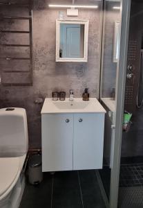 Mysig 1a med Minispa 20 min från Kinnekulle - minst 2 nätter