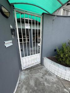 Apartamento a 100 metros da praia em Jardim Camburi