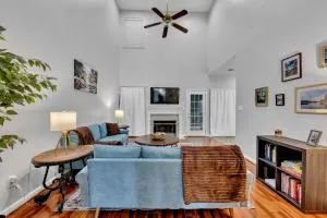 Pelham Parkside Haven - Clanton