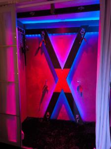 Love-room Discret 40 m2 Bormes les mimosas village avec Terrasse