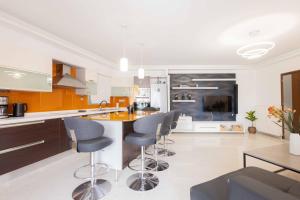 Malvina homes Mastambas