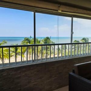 Apartamento con vista al Mar y salida a la playa