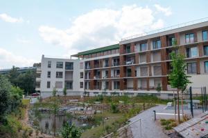 Novostavba v centre + parking