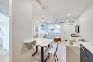 Sleek Coastal Abode 1 Block to Naples Beach!