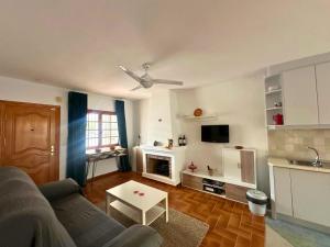 Ancora 4: Apartamento en urbanización con piscina