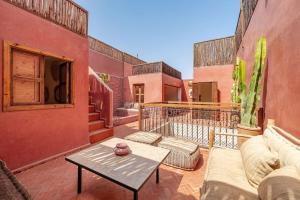 Riad Macan Exclusive and Trendy Chich Breakfast incl