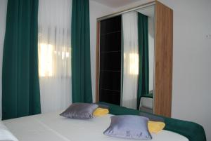 Apartments by the sea Sveti Petar, Biograd - 21953