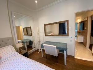 Apto Moderno - 2 Quartos - 1 min da Praia