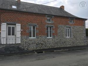 Maisons de vacances Gite de charme a Leval, 4 chambres, cheminee, cour privative, proche nature et randonnees - FR-1-510-175 : photos des chambres