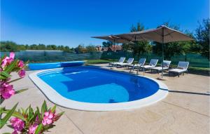 Beautiful Home In Donji Andrijevci