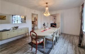 Nice Home In Ulrichamn With Wifi