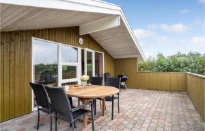 Stunning Home In Hemmet With Wifi