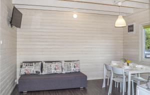 2 Bedroom Pet Friendly Home In Rewal