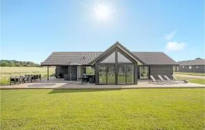 4 Bedroom Nice Home In Odder - Odder