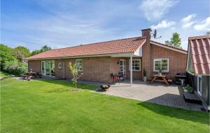 Pet Friendly Home In Farsø With Sauna