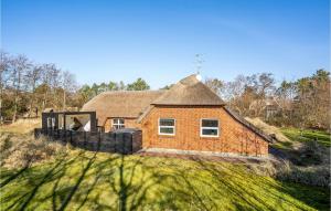 Amazing Home In Blåvand With Kitchen