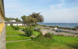 Lovely Apartment In Allinge With Wifi