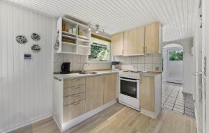 Two-Bedroom Holiday Home In Ulfborg