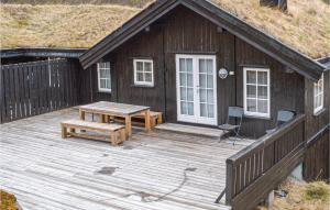 Beautiful Home In Hovden I Setesdal