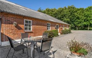 Lovely Apartment In Skjern With Wifi