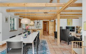 4 Bedroom Pet Friendly Home In Græsted