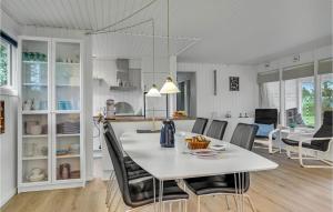 Awesome Home In Hjørring With Wifi