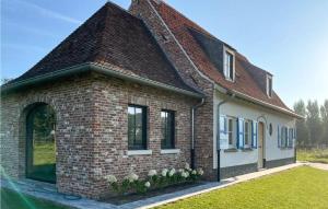 Lovely Home In Knesselare With Wifi