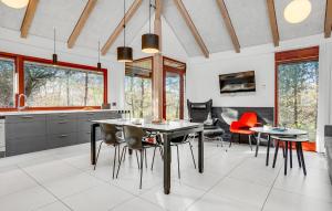 2 Bedroom Gorgeous Home In Grenaa