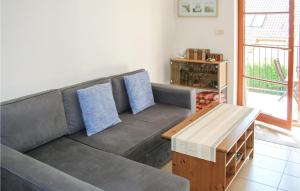 Beautiful Apartment In Pobierowo