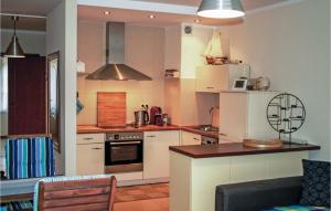 Beautiful Apartment In Pobierowo