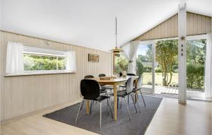 Three-Bedroom Holiday Home In Gilleleje