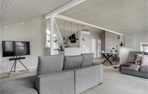 Amazing Home In Gilleleje With Wifi