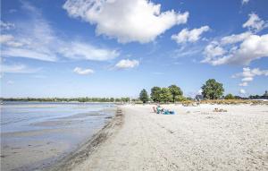 1 Bedroom Amazing Home In Köpingsvik