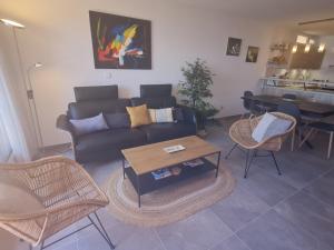 Appartement 34 pièces climatisé, plage & vue mer - FR-1-780-23