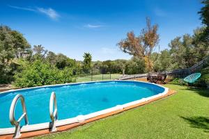 Willowdene pool spa tennis court