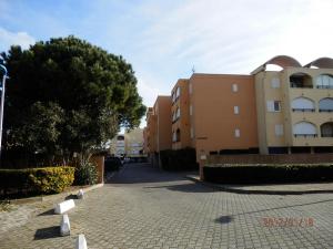 Gruissan Sud: T2, 5 Pers, Terrasse, Parking privé, 500m Des Services, Plage à 2.5km - FR-1-796-5