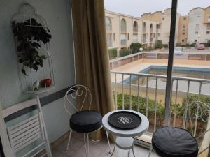 Gruissan: T2 avec Piscine, Internet, Parking, Proche Plage et Commerces - FR-1-796-10