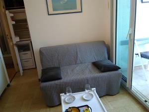 Gruissan: T2 avec Piscine, Internet, Parking, Proche Plage et Commerces - FR-1-796-10