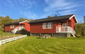 Nice Home In Offersøy With Sauna - Storjord I Tysfjord