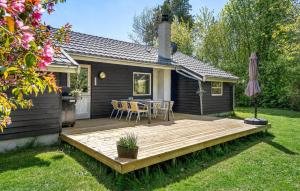 Awesome Home In Kalundborg With Wifi