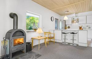 Awesome Home In Kalundborg With Wifi