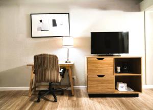 Double Room with Two Double Beds - Non-Smoking room in Days Inn by Wyndham Denver Downtown