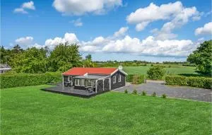 1 Bedroom Beautiful Home In Ølsted - Ølsted