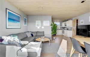 2 Bedroom Cozy Apartment In Skagen