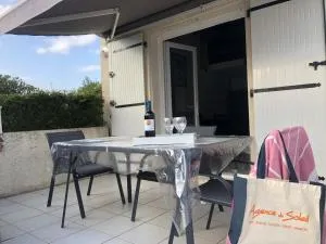 Saint-Cyprien : Villa T2 Mezzanine 4/5 Pers, Moderne, Plage à 500m, Parking Privé, Animaux Ok - FR-1-793-27 - Latour-Bas-Elne